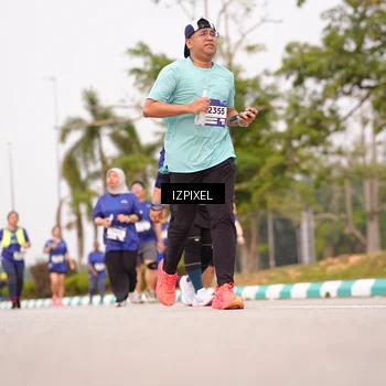 Runner Photo 7528859