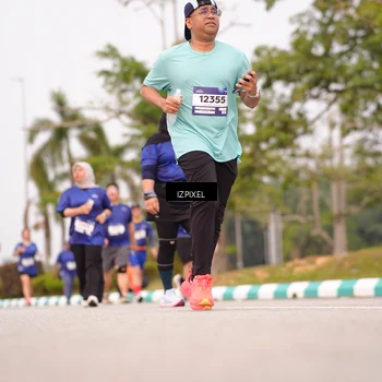 Runner Photo 7528861