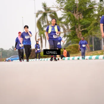 Runner Photo 7528875
