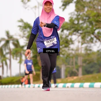 Runner Photo 7528926