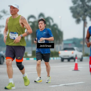 Runner Photo 7528928