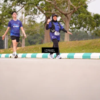 Runner Photo 7528938