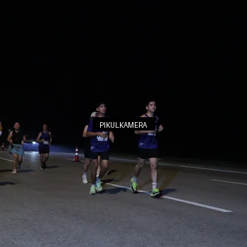 Runner Photo 7528943