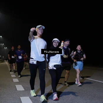 Runner Photo 7529003