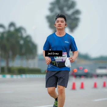 Runner Photo 7529030