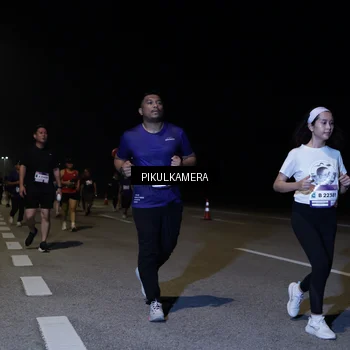Runner Photo 7529037