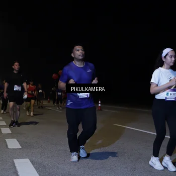Runner Photo 7529040