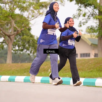 Runner Photo 7529083