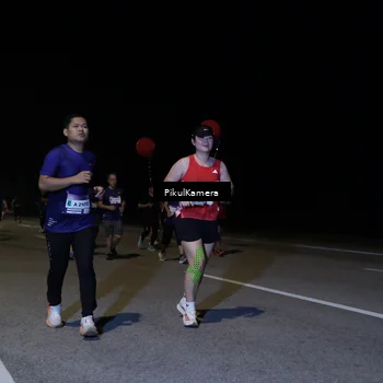 Runner Photo 7529089