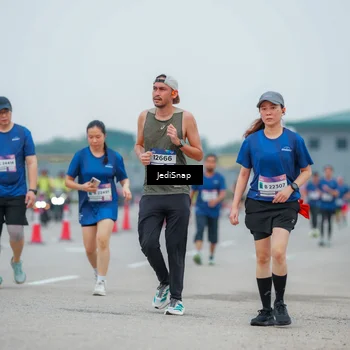 Runner Photo 7529101
