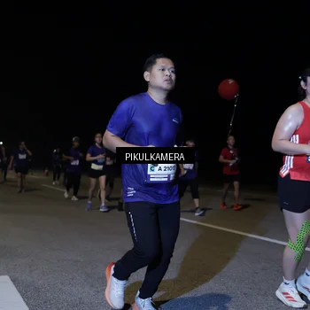 Runner Photo 7529106