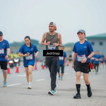 Runner Photo 7529121