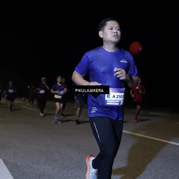Runner Photo 7529125