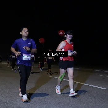 Runner Photo 7529128