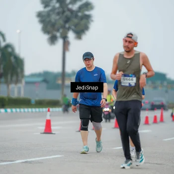 Runner Photo 7529136