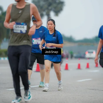Runner Photo 7529152
