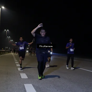 Runner Photo 7529215