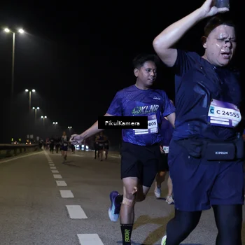 Runner Photo 7529238