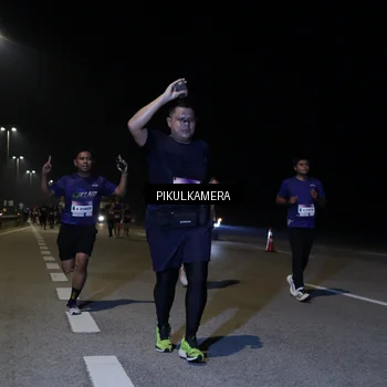 Runner Photo 7529263