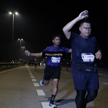 Runner Photo 7529265