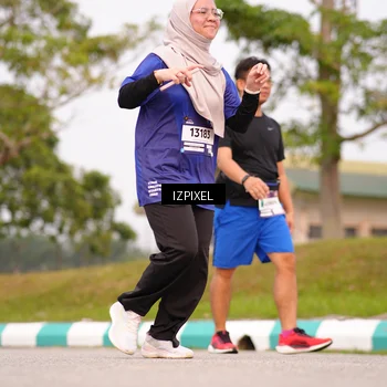Runner Photo 7529272