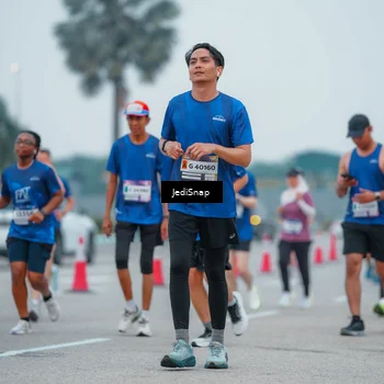 Runner Photo 7529281