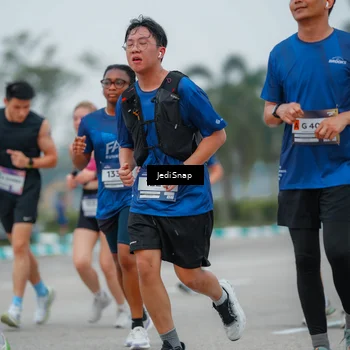 Runner Photo 7529309