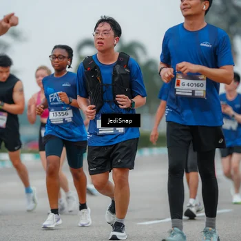 Runner Photo 7529310