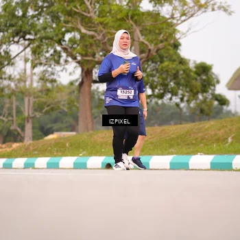 Runner Photo 7529312