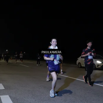 Runner Photo 7529333