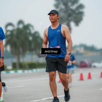 Runner Photo 7529337