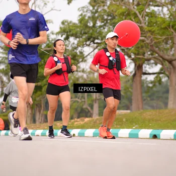 Runner Photo 7529341