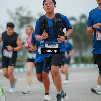 Runner Photo 7529348
