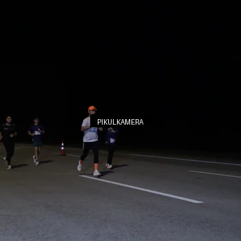 Runner Photo 7529367