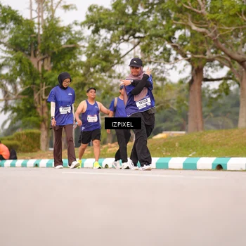 Runner Photo 7529371
