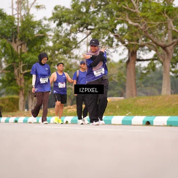 Runner Photo 7529373