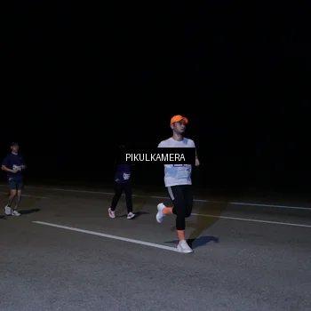 Runner Photo 7529388