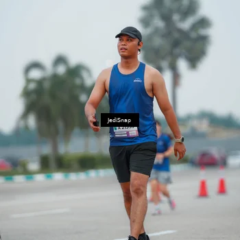 Runner Photo 7529409