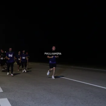 Runner Photo 7529431