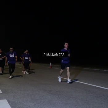 Runner Photo 7529441