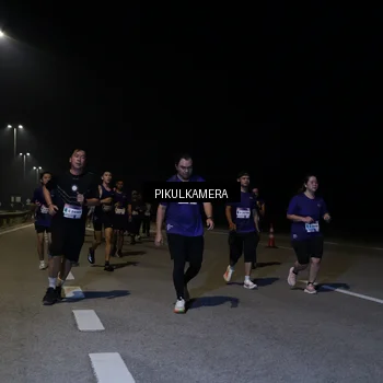 Runner Photo 7529455