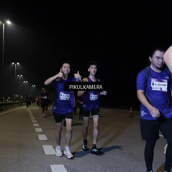 Runner Photo 7529469