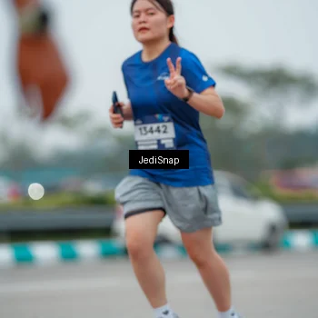 Runner Photo 7529477