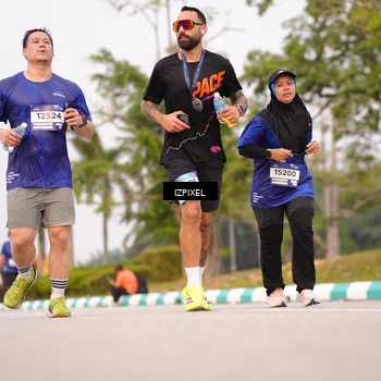 Runner Photo 7529485