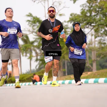 Runner Photo 7529491