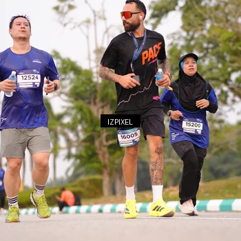 Runner Photo 7529498