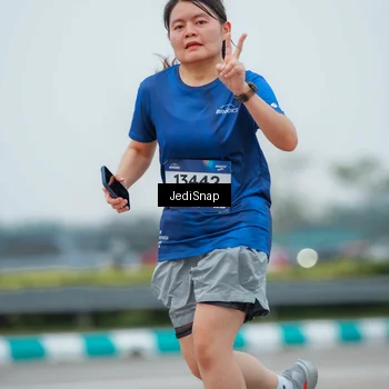 Runner Photo 7529504