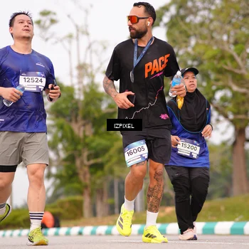 Runner Photo 7529512