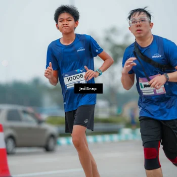 Runner Photo 7529515