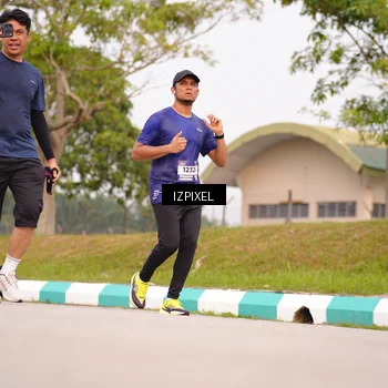 Runner Photo 7529537